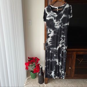 Magic Fit Tie Dye Maxi Dress